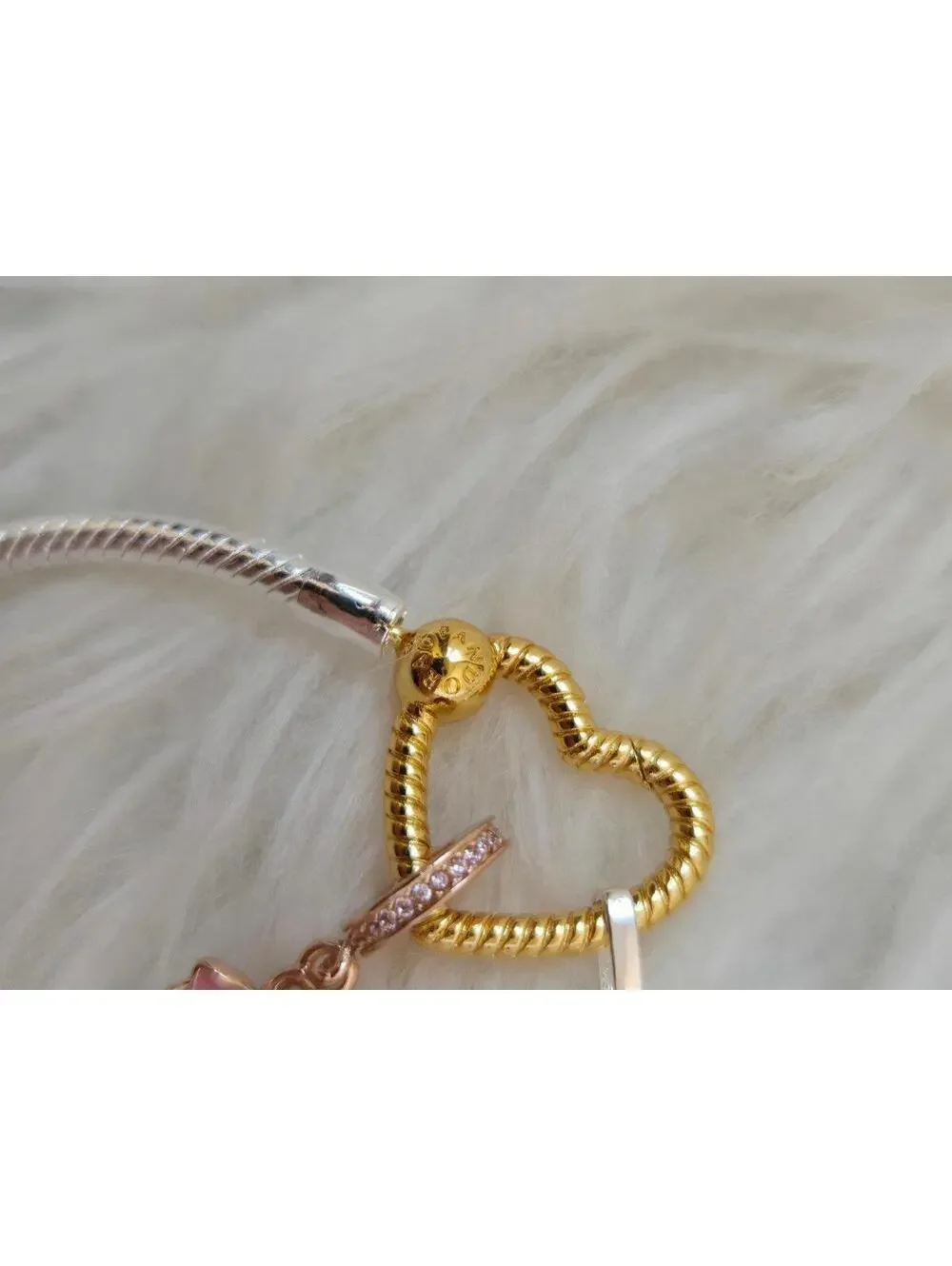 Pandora Moments Heart Closure Snake Chain Bracelet silver, 14k gold 17cm